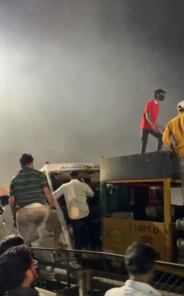 Bhumkar Bridge Accident Pune: One Dead, Six Injured After Truck Brake Failure